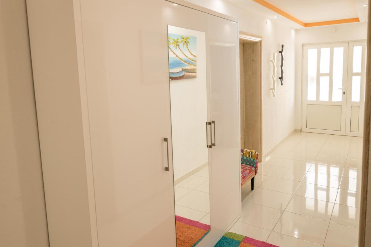 Apartman Petra Apartment Makarska Exterior foto